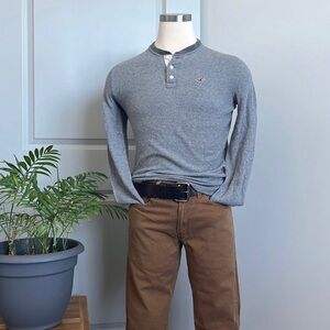 Men’s Hollister Vintage Light Grey Waffle Henley Shirt